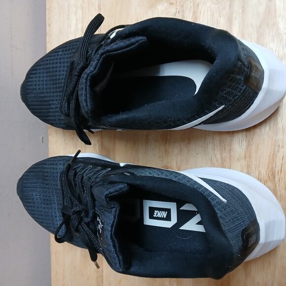 Nike Air Zoom Pegasus 39 Womens Size 7.5 Black White DH4072-001 EUC - Picture 11 of 16
